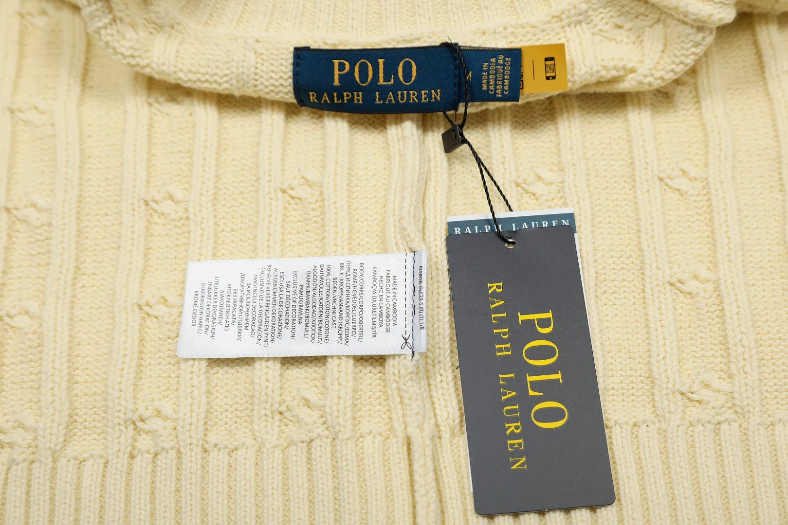🅿️160 "Top quality" Style number: DS002# (not off the shelves all year round) [Ralph Lauren round neck solid color pony embroidered logo knitted short sleeves] ✅Ralph Lauren classic basic versatile knitted short sleeves for all seasons ✅Main supplier platform live broadcast Wholesale entities Replenish when out of stock Not off the shelves ✅ZP quality 1:1 version Scan the code to enter the GF website Counter quality ✅Detailed quality is the only one in Guangzhou Imported quality cotton yarn, focusing on high-end, cost-effective, good quality needless to say ✅The version is restored to the original order, the maximum size can be worn up to 160 pounds, loose, comfortable and stress-free ✅The upper body is simple and easy to match, a must-have for goddess ootd, good-looking clothes are never picky, a must-have in the goddess’ wardrobe Size: S-XL Color: Black White Gray Light Blue Light Pink Colorful Blue Khaki Bright Yellow Fruit Green Milk Apricot Wood Green Taro Purple Chinese Red Anchor Red Navy Red Label Navy Blue White Label